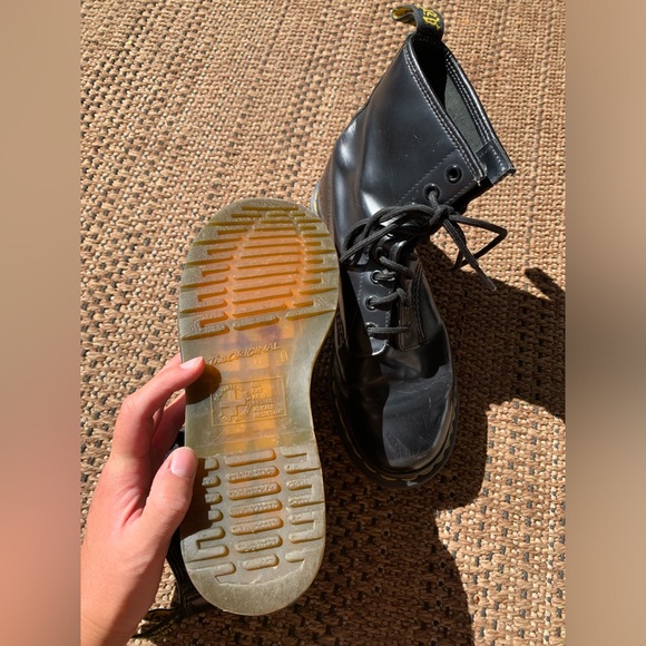 Dr. Martens black boots - Picture 2 of 3